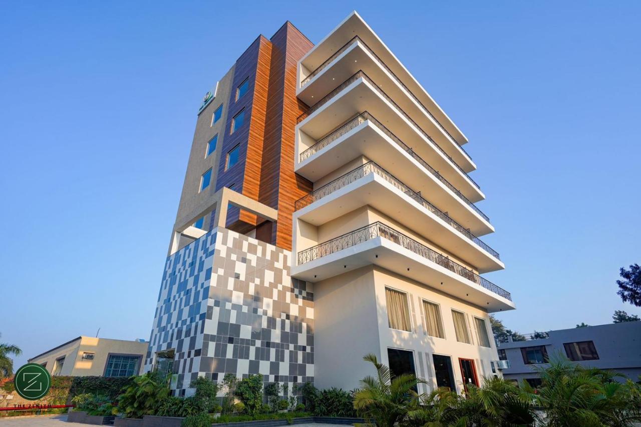 The Zenith - A Boutique Hotel By Hot Millions Mohali Kültér fotó