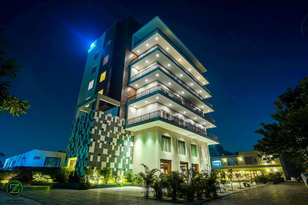 The Zenith - A Boutique Hotel By Hot Millions Mohali Kültér fotó