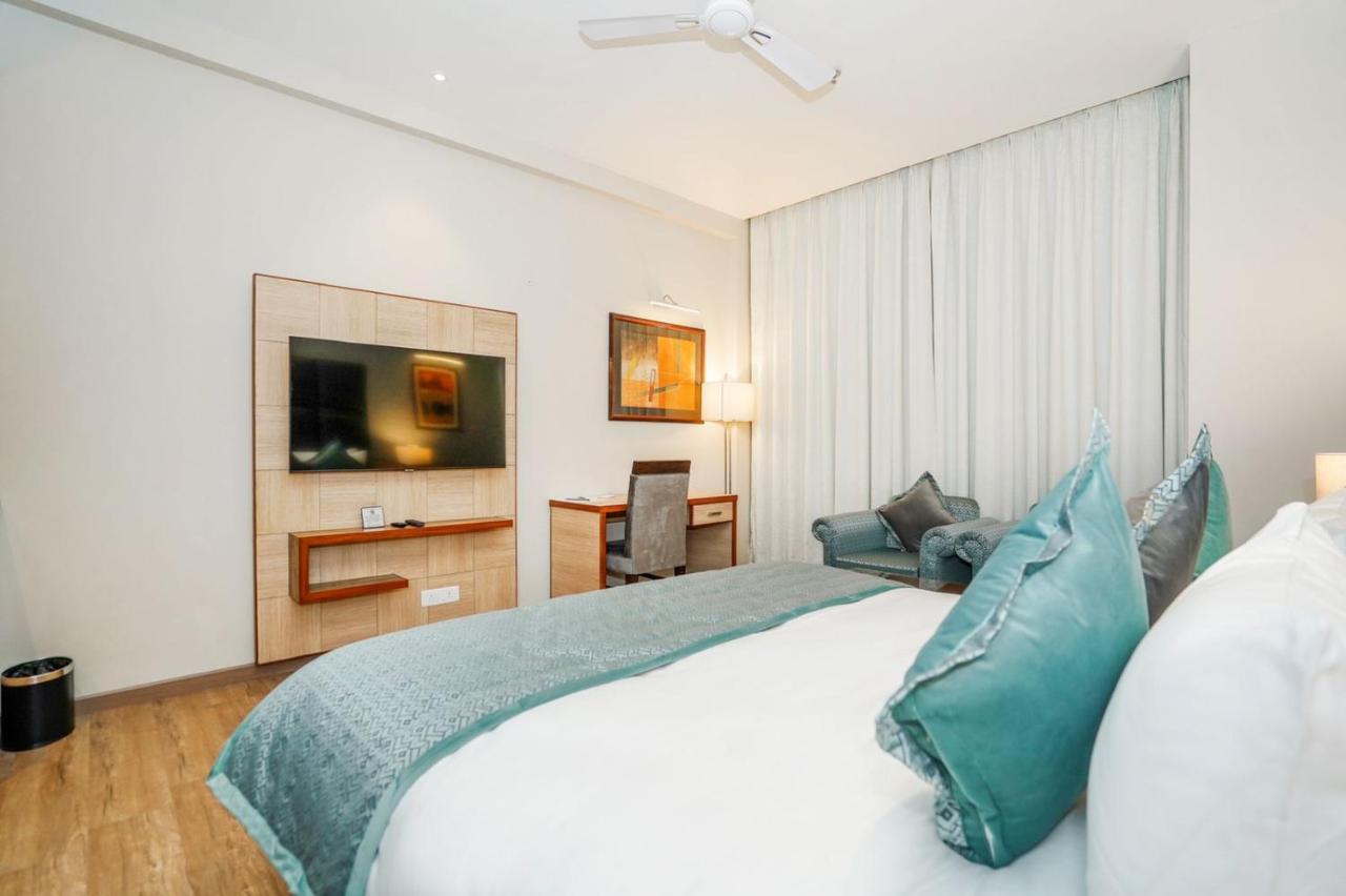 The Zenith - A Boutique Hotel By Hot Millions Mohali Kültér fotó